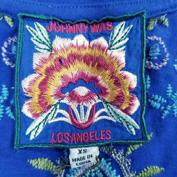 Johnny Was Oriel Flutter Sleeve Tee Shirt Size XS Blue Embroidered Boho Chic NEW - Picture 3 of 11